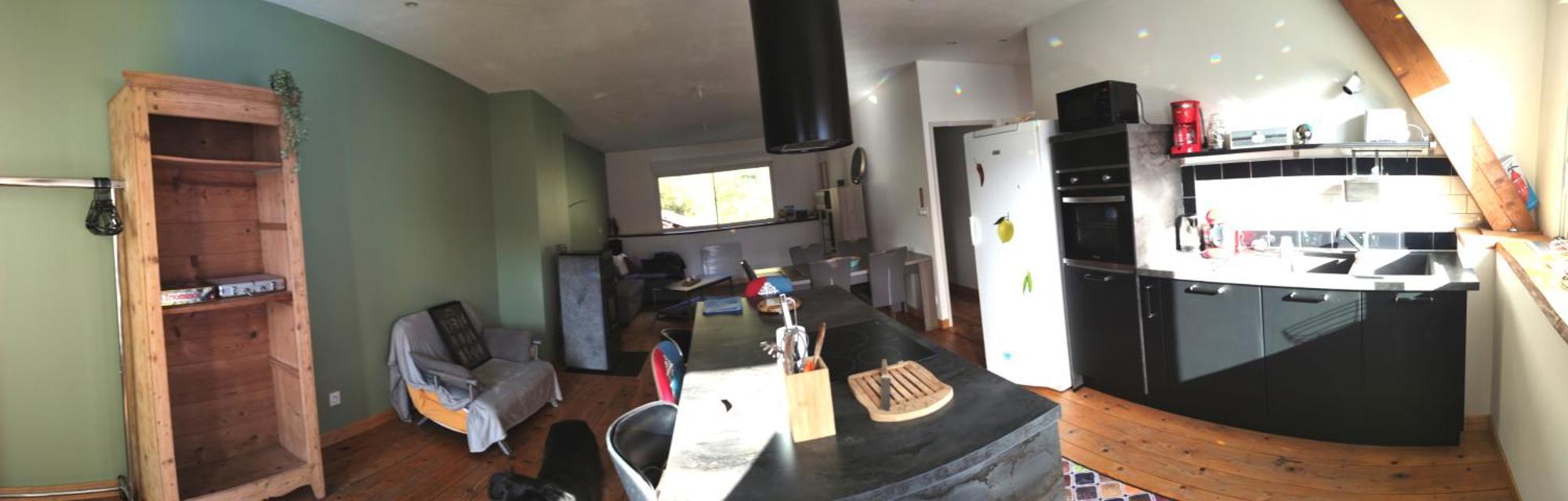 Les Du Pavillon F3 Apartment